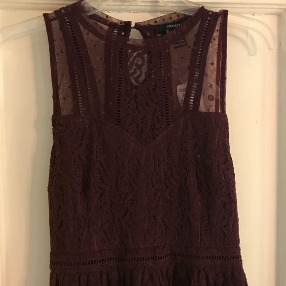Maroon dress - Picture 2 of 4